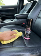 Radianceride en un asiento de cuero